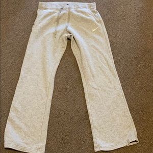 gray nike wide legged sweatpants